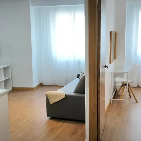 Hotel Arias *